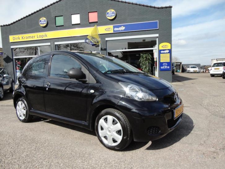 Toyota Aygo 1.0-12V Access 5-drs Airco  Profiteer van onze 