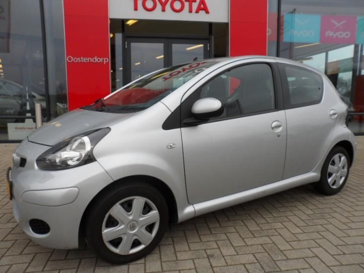 Toyota Aygo 1.0-12V Comfort Airco (bj 2010)