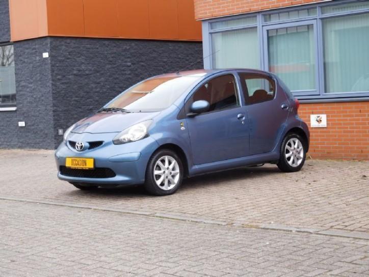 Toyota Aygo 1.0-12V Comfort  Elek-Pakket  LMV  5-DRS