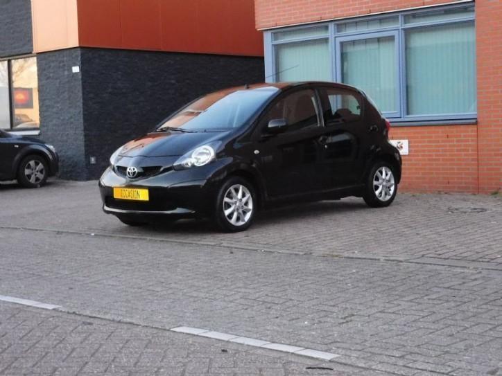Toyota Aygo 1.0-12V  Elek-Pakket  Airco  LMV  5-DRS