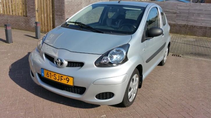 Toyota Aygo 1.0-12V Now