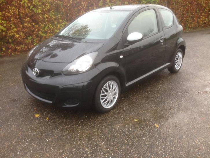 Toyota Aygo 1.0 12V VVT 3 Drs Zwart Full Option Airco