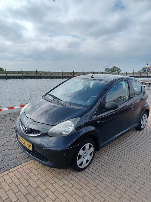 Toyota Aygo 1.0 12V Vvt-i 3DRS MMT 2008 Zwart