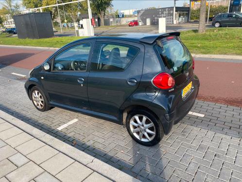 Toyota Aygo 1.0 12V Vvt-i 5DRS 2008 GRIJS AIRCO EN NWE APK