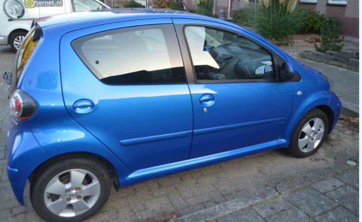 Toyota Aygo 1.0 12V VVT-I 5DRS 2009 Blauw