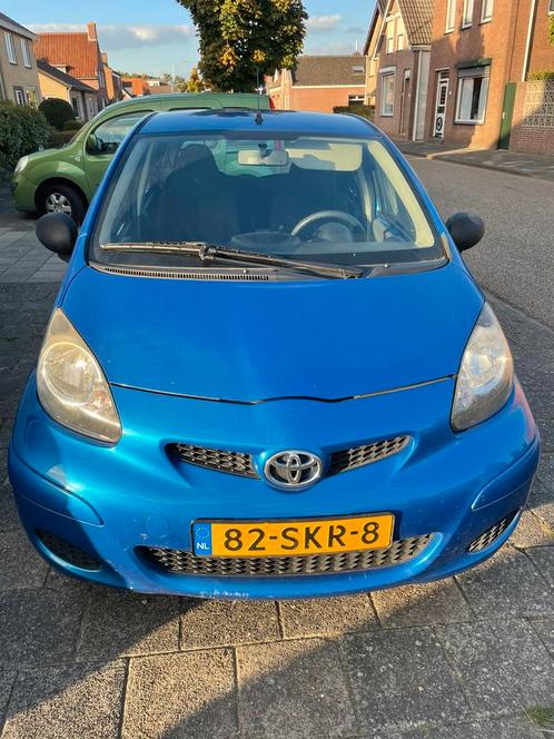 Toyota Aygo 1.0 12V Vvt-i 5DRS 2011 Blauw