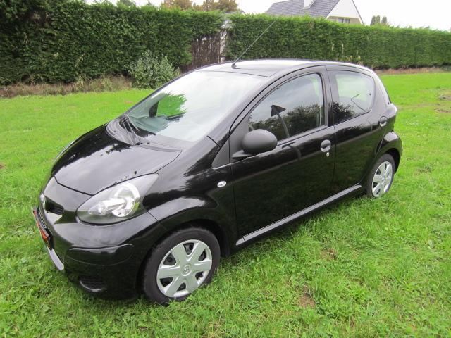 Toyota Aygo 1.0 12V VVT-I 5DRS 2011 Zwart