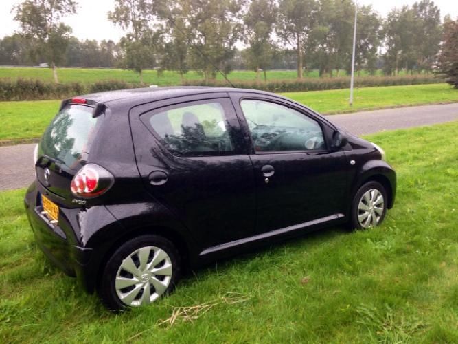 Toyota Aygo 1.0 12V VVT-I 5DRS SEP 2013 ALS NIEUW, AIRCO