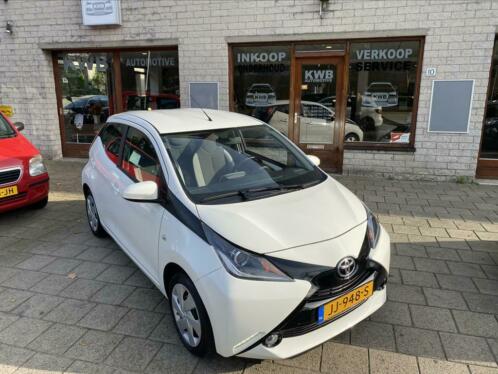 Toyota Aygo 1.0 12V X-play 5deurs 2016 Wit airco camera 