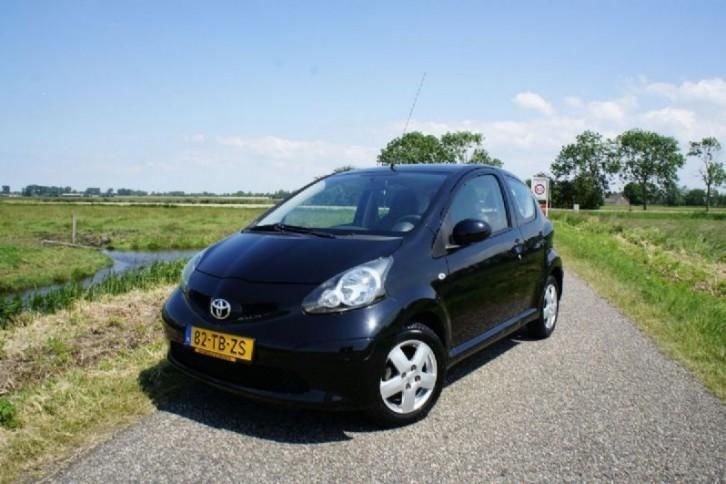 Toyota Aygo 1.0 12V Zwart Leer Sport Velgen DealerAuto