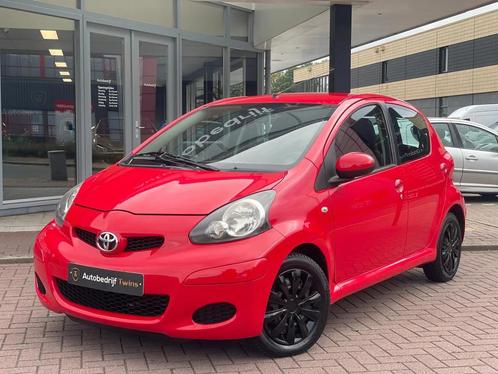 Toyota Aygo 1.0-12Vaircoboekjesnw koppeling (bj 2009)