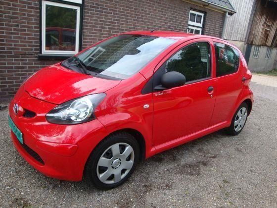 Toyota Aygo 1.0-12V,Apk-04-2017,5Drs, (bj 2007)