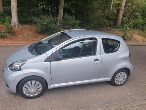 Toyota Aygo 1.0 nieuwe apk 2010