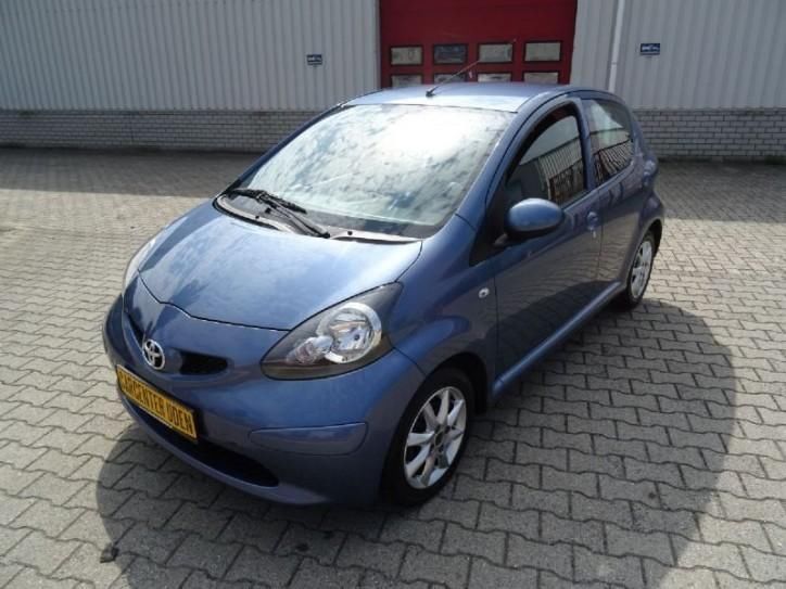 Toyota Aygo 1.0 Team AircoAlu 4 Drs  Mn Garantie