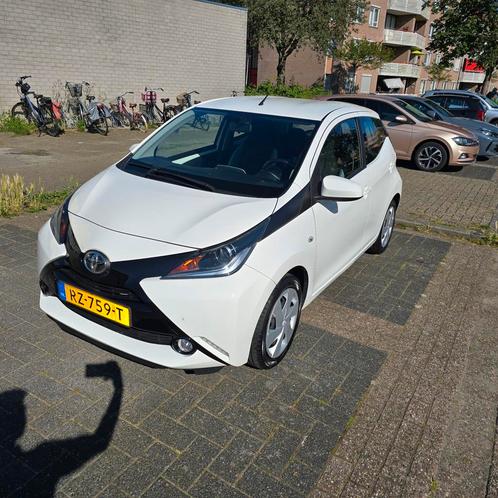 Toyota Aygo 1.0 Vvt-i 69pk 5D X-shift 2018 Wit