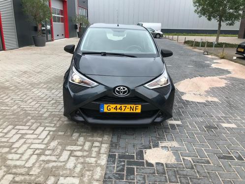 Toyota Aygo 1.0 Vvt-i 72pk 5D 2019 GrijsKM63125Airco 7950.-