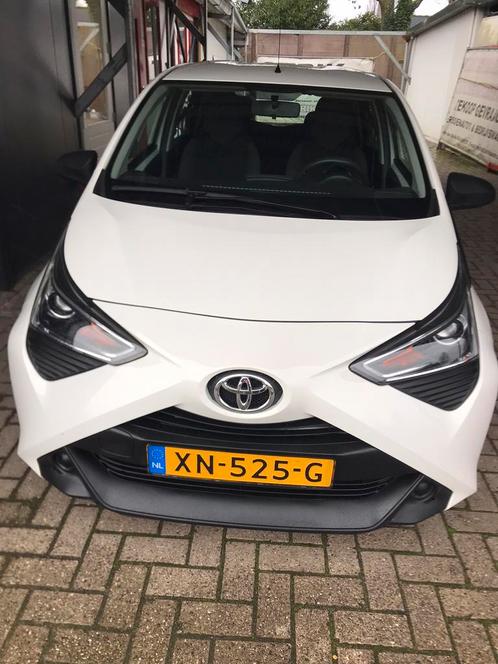 Toyota Aygo 1.0 Vvt-i 72pk 5D 2019 Wit dealer onderhouden