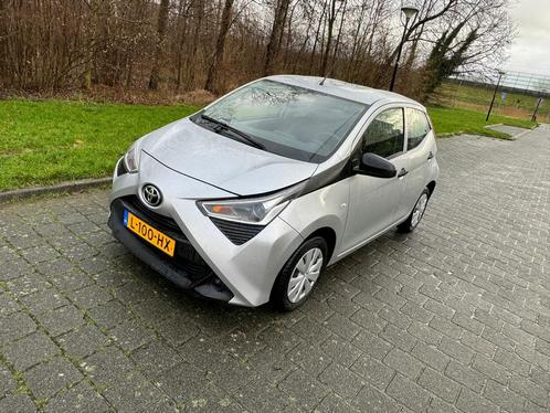 Toyota Aygo 1.0 Vvt-i 72pk 5D 2021 Grijs.Nap Nederlands Auto
