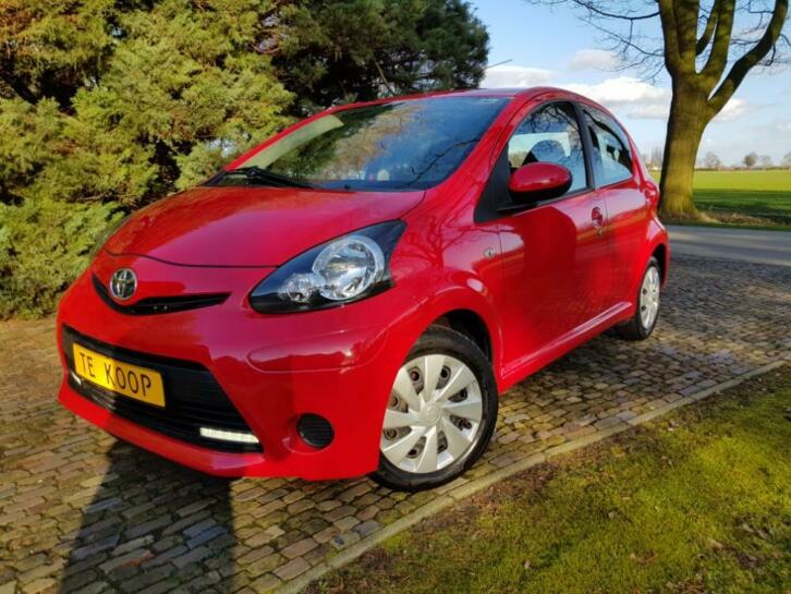 Toyota Aygo 1.0 VVT-i Cool 5-drs Airco CV 2013 