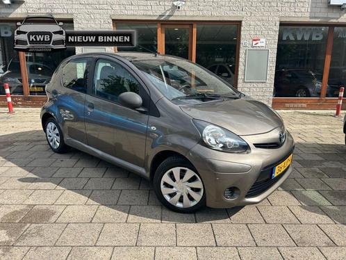 Toyota Aygo 1.0 VVT-i Facelift airco Beurt nieuwe apk 5Drs