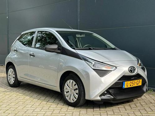 Toyota Aygo 1.0 VVT-i x-fun 1STE EIGENNAARBTWAIRCO57788KM