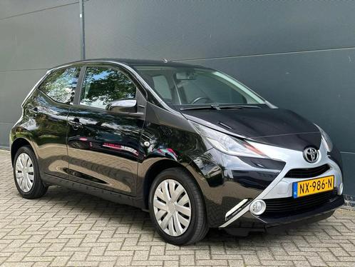 Toyota Aygo 1.0 VVT-i x-play CAMERANAVIAIRCO1STE EIGENAAR