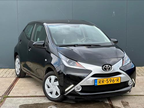 Toyota Aygo 69pk X-Play 5D 2018 Zwart