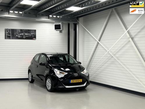 Toyota Aygo X-Play limited CarPlayAndroidNavCamera LEDM