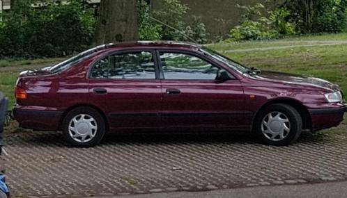 Toyota Carina-E 1.6 XLI SDN 1998 Rood