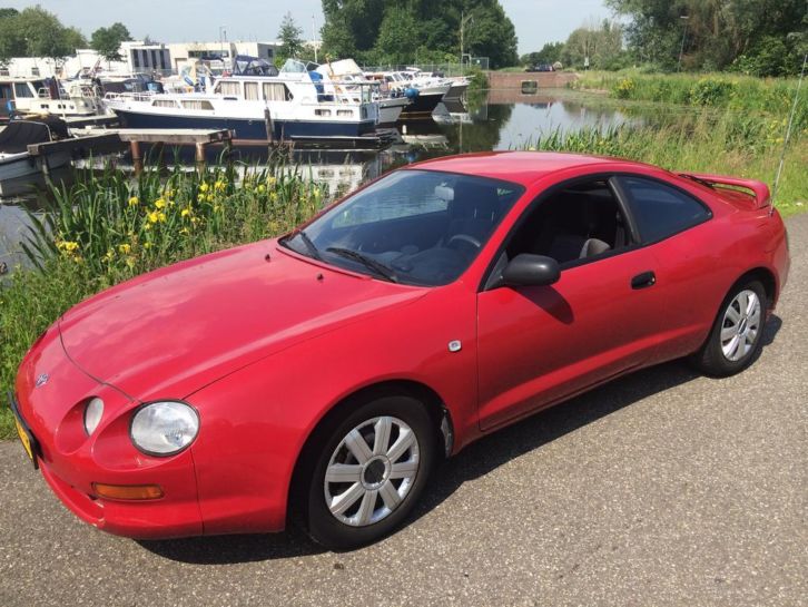 Toyota Celica 1.8 STI BJ1994 Rood APK tot 08-2015 Rijdt Goed