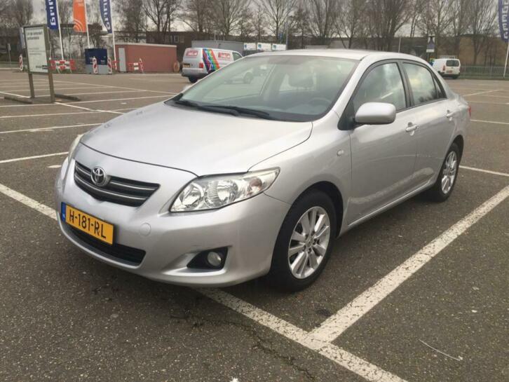 Toyota Corolla 1.6 16V Vvt-i Sedan 2009 Grijs dealer onder..