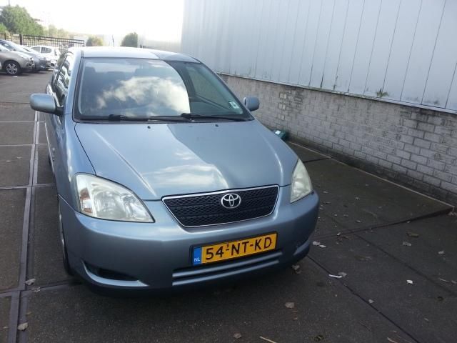 Toyota Corolla 2.0 D4D 116 3DR Linea SOL 2004 Blauw