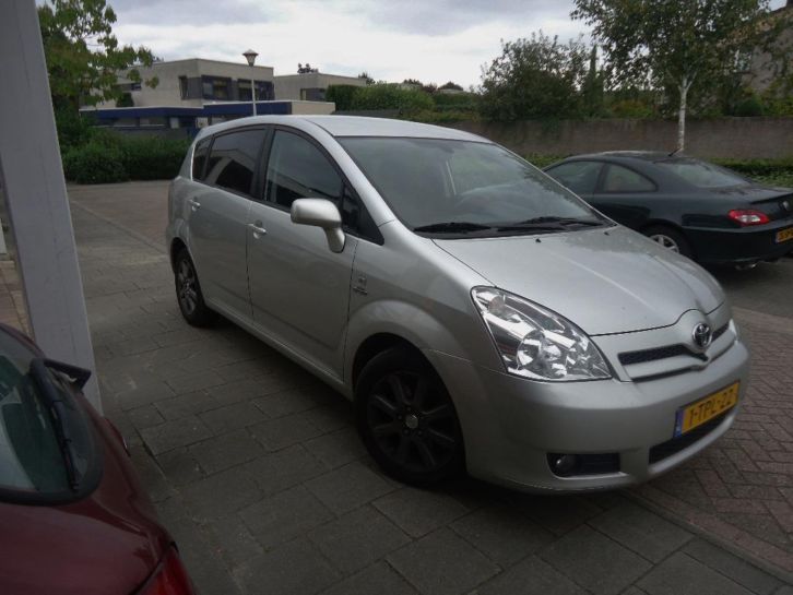 Toyota Corolla Verso 2.2 D-4D D-CAT 7P 2006 Beige