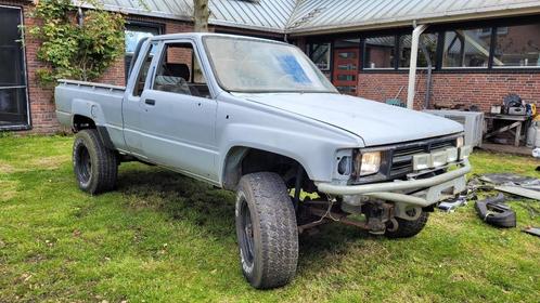 Toyota Hilux 4X4 LN67 Xtracab 1987 Wordt Wegenbelastingvrij