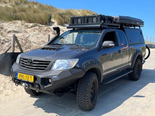 Toyota Hilux Overlander expeditie uitrusting