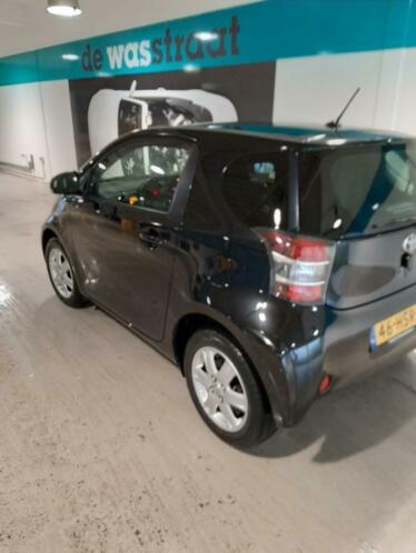 Toyota IQ 1.0 2009 Zwart