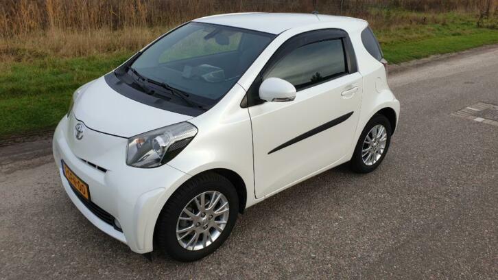 Toyota iQ 1.0 VVTi Comfort, wit, 2009