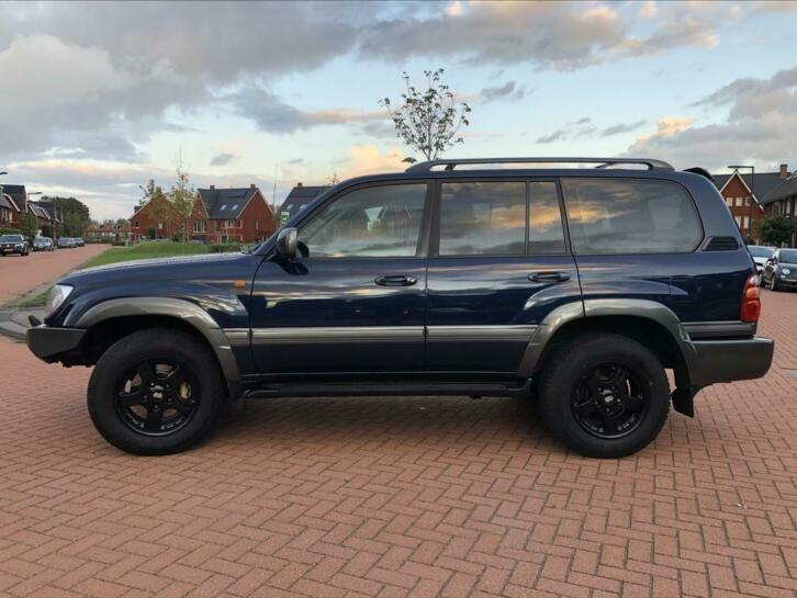 Toyota Land Cruiser 100 4.7 I AUT 2001 Blauw