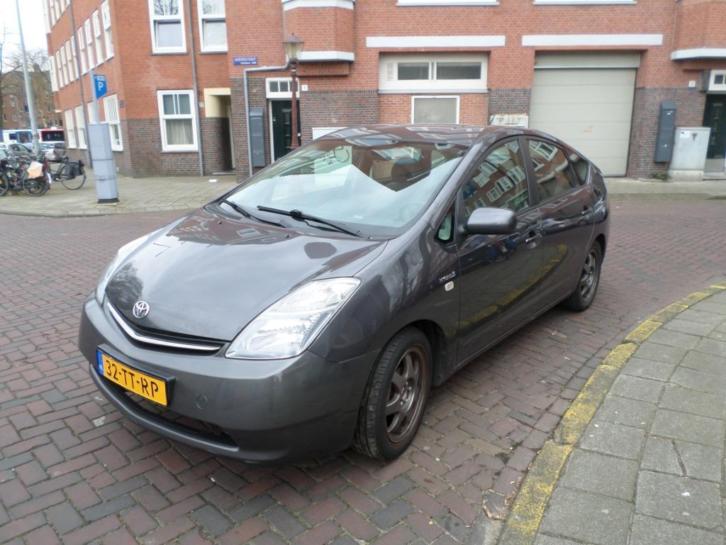 Toyota Prius 1.5 HSD 2007 Grijs hybride benzine