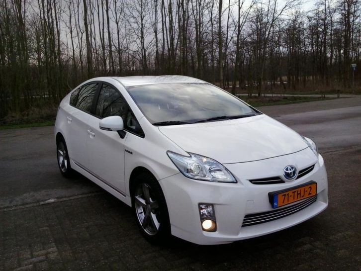 Toyota Prius 1.8 2010 Dynamic GR.NAVI,PARKEERSENS,USB,DVD,TV