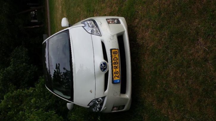 Toyota Prius 1.8 2011 Wit