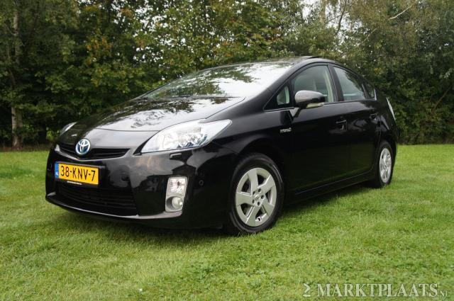 Toyota Prius 1.8 Dynamic 20106 66051 km solardak
