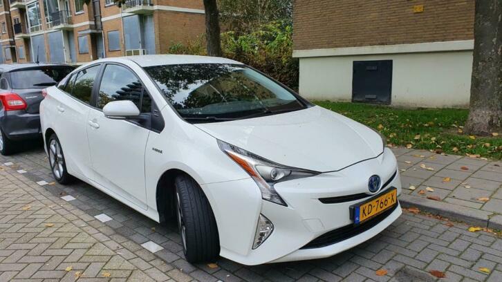 Toyota Prius 1.8 Full Hybrid 122PK Aut 2016 Wit