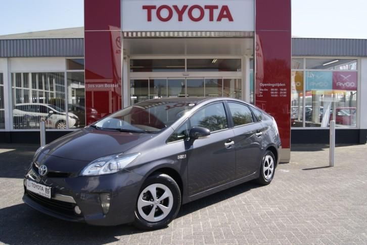 Toyota Prius 1.8 Plug-in Aspiration PDC CAMERA BLUETOOTH