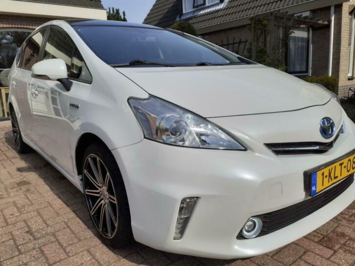 Toyota Prius Wagon 1.8 Full Hybrid 2013 Wit 7 persoons