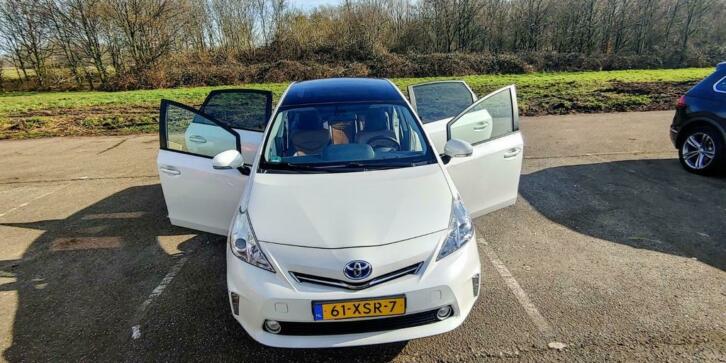 Toyota Prius Wagon Plus 1.8 Full Hybrid (2012 Wit)