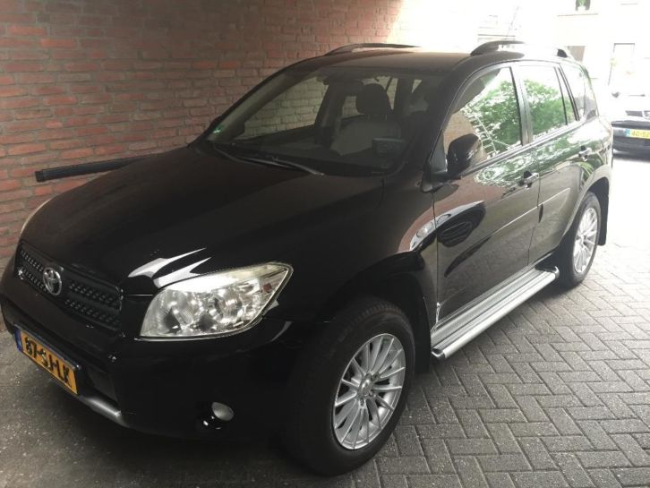 Toyota RAV4 2.0 16V Vvt-i 2006 Zwart