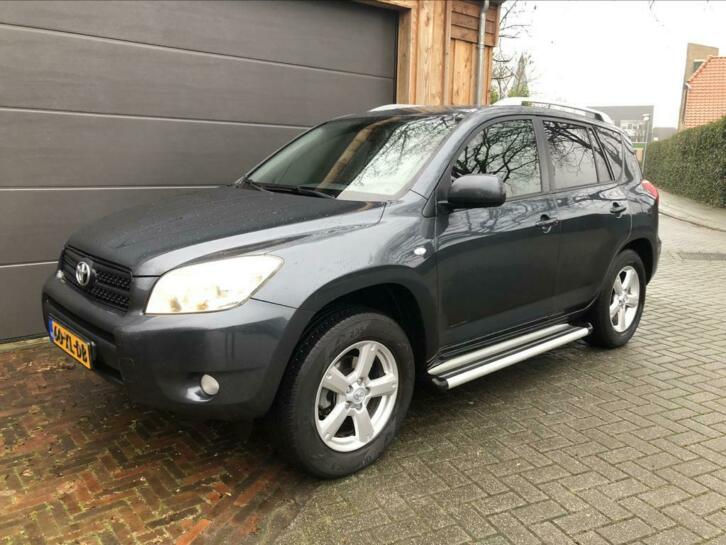 Toyota RAV4 2.0 16V Vvt-i AUT 2007 luxe uitvoering