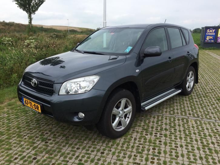 Toyota RAV4 Executive 2.0 16V Vvt-i 4WD