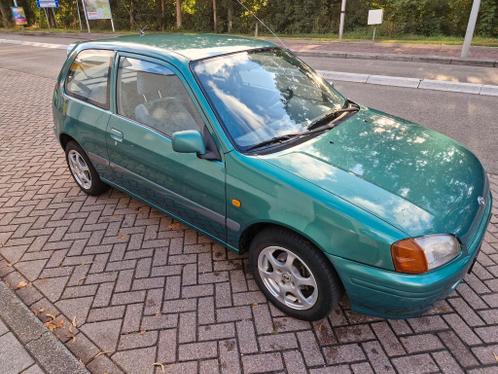 Toyota Starlet 1.3 16V 1998 Groen